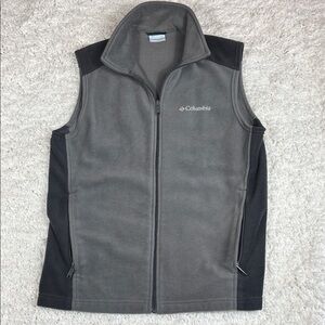 Columbia men’s fleece vest size S gray black full zip outdoor lightweight